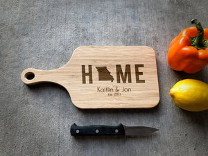 Medium Bamboo Cutting Board with Handle