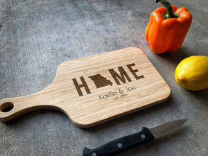 Medium Bamboo Cutting Board with Handle